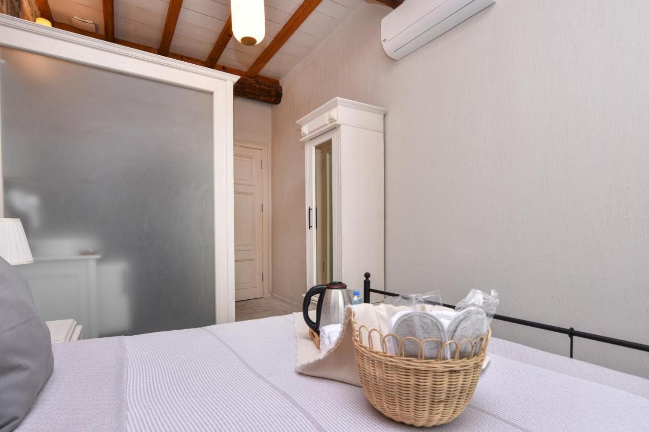 Lunaria Guest House Ayvalı Esterno foto